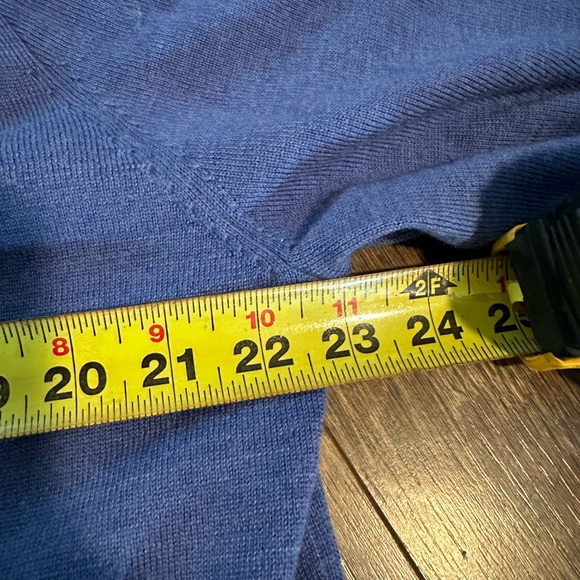 I.Crew merino wool v neck sweater size large - Picture 6 of 9